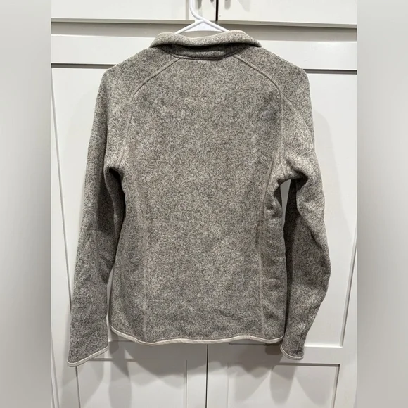 Patagonia Women's Better Sweater 1/4-Zip Fleece in the "Pelican Cream" - Picture 5 of 7